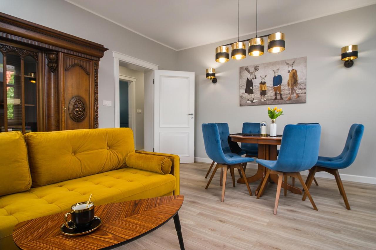 Apartament Na Wspolnej แอลบลอง ภายนอก รูปภาพ