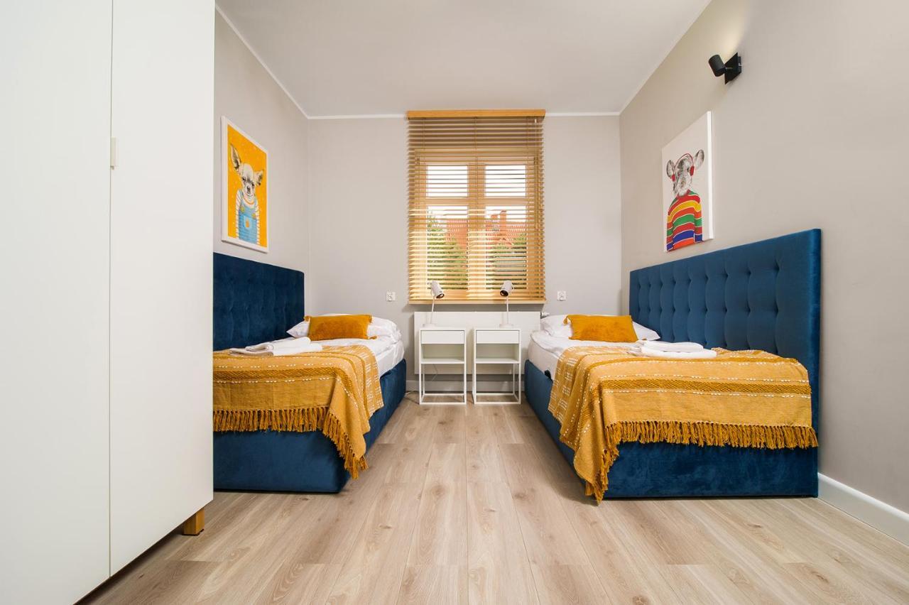 Apartament Na Wspolnej แอลบลอง ภายนอก รูปภาพ