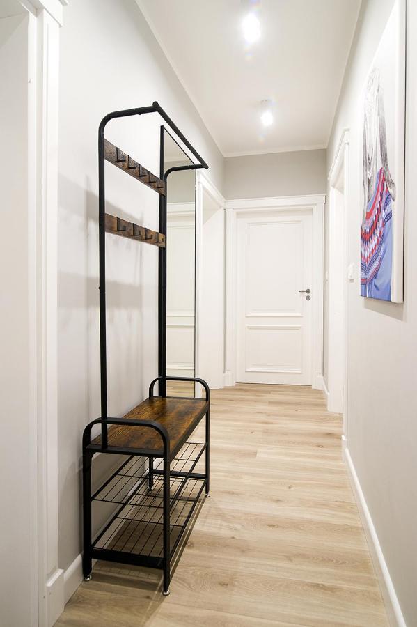 Apartament Na Wspolnej แอลบลอง ภายนอก รูปภาพ